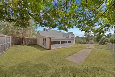 2035 Haltom Road, Haltom City, TX 76117 - Photo 30