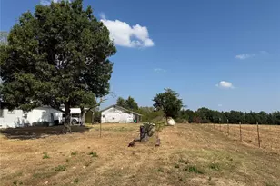 1474 Co Rd 3370, Ladonia, TX 75449 - Photo 8