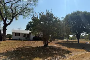 1474 Co Rd 3370, Ladonia, TX 75449 - Photo 6