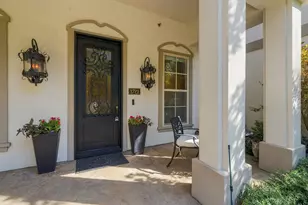 1721 Fountain Pass Dr, Colleyville, TX 76034 - Photo 2