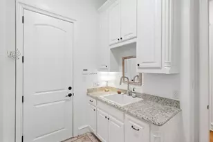 1721 Fountain Pass Dr, Colleyville, TX 76034 - Photo 14