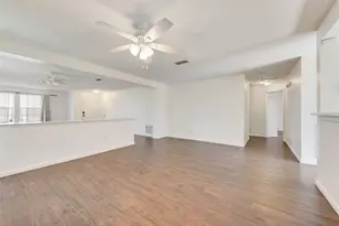2528 Big Spring Dr, Fort Worth, TX 76120 - Photo 4