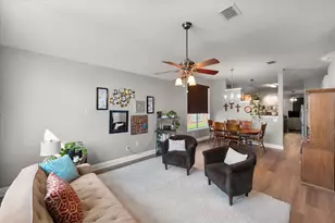 8249 Winter Falls Tr, Fort Worth, TX 76053 - Photo 4