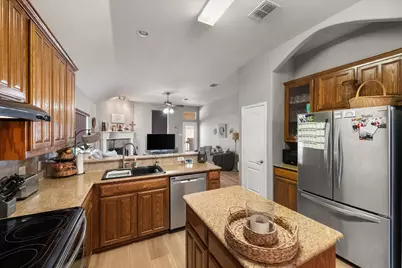 8249 Winter Falls Trail, Fort Worth, TX 76053 - Photo 8