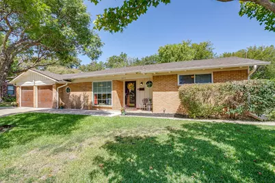 4413 Angus Drive, Fort Worth, TX 76116 - Photo 2