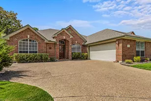 208 Lionhart Pl, Rockwall, TX 75032 - Photo 2