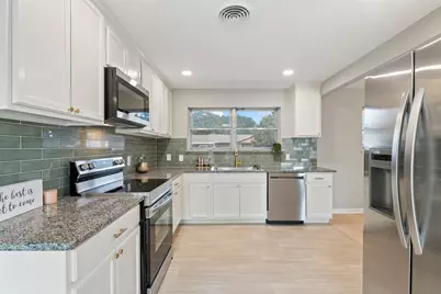 417 Fieldwood Terrace, Hurst, TX 76053 - Photo 10