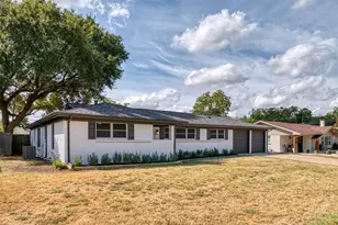 417 Fieldwood Terrace, Hurst, TX 76053 - Photo 2