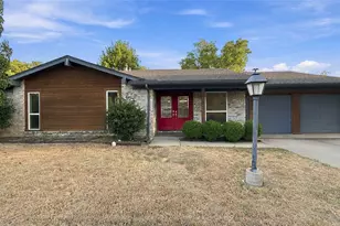 1800 Lexington Pl, Bedford, TX 76022 - Photo 28