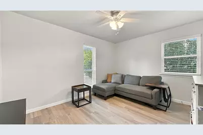 1800 Lexington Place, Bedford, TX 76022 - Photo 18