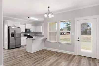 106 Royal Street, Gilmer, TX 75645 - Photo 12