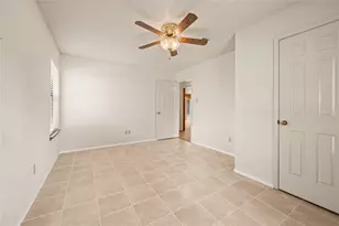 5433 Dana Point Dr, Arlington, TX 76017 - Photo 22