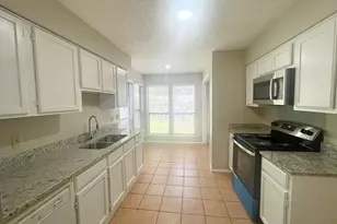 1910 Wilshire Dr, Irving, TX 75061 - Photo 10
