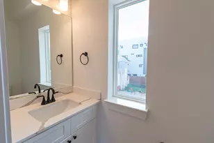 1626 Andrade Pl, Dallas, TX 75204 - Photo 8