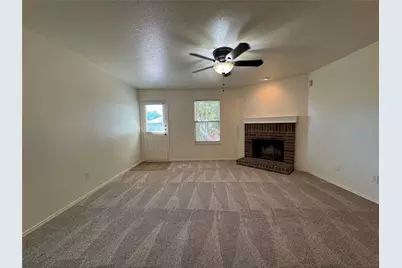 5729 Mirror Ridge Drive, Fort Worth, TX 76179 - Photo 4