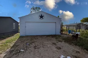 11687 Buttercup Ln, Justin, TX 76247 - Photo 10