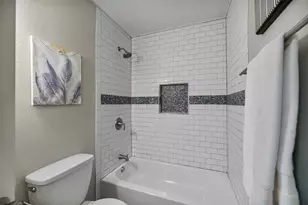 3462 W Gambrell St, Fort Worth, TX 76133 - Photo 12