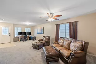 8640 Shallow Creek Dr, Fort Worth, TX 76179 - Photo 12