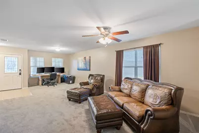 8640 Shallow Creek Drive, Fort Worth, TX 76179 - Photo 12