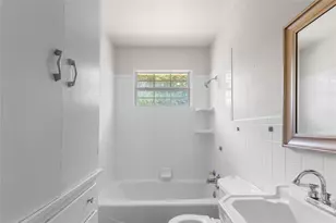 1710 W College St, Sherman, TX 75092 - Photo 14