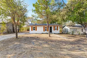 5217 Landino St, Sansom Park, TX 76114 - Photo 2