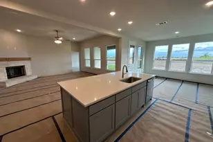 210 Horizon Rd, Valley View, TX 76272 - Photo 8