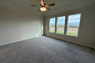 210 Horizon Rd, Valley View, TX 76272 - Photo 10