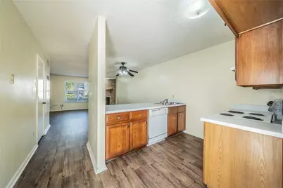 122 Country Bend, Duncanville, TX 75137 - Photo 4