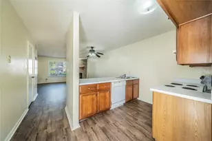 122 Country Bend, Duncanville, TX 75137 - Photo 4