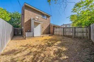 122 Country Bend, Duncanville, TX 75137 - Photo 20