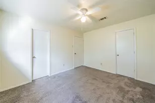 122 Country Bend, Duncanville, TX 75137 - Photo 14