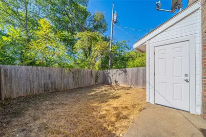 122 Country Bend, Duncanville, TX 75137 - Photo 22
