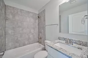 4504 Alamosa St, Fort Worth, TX 76119 - Photo 10