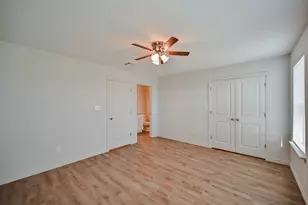 4504 Alamosa St, Fort Worth, TX 76119 - Photo 14