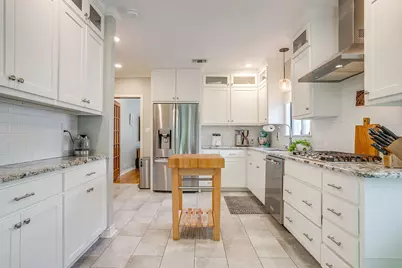 2209 Tremont Avenue, Fort Worth, TX 76107 - Photo 12