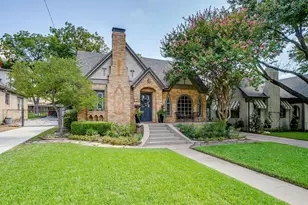 2209 Tremont Ave, Fort Worth, TX 76107 - Photo 2