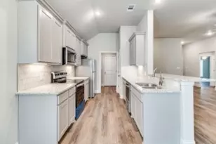 2906 Orchid Dr, Sherman, TX 75092 - Photo 6