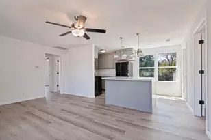 3224 Burson Ave, Fort Worth, TX 76110 - Photo 4