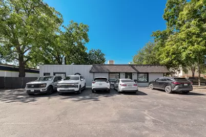 407 W Main Street, Waxahachie, TX 75165 - Photo 32