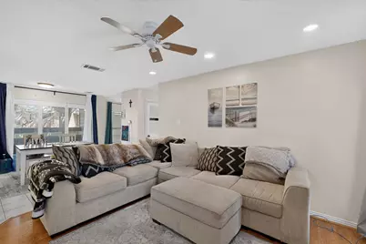 1909 Chasewood Circle #112, Arlington, TX 76011 - Photo 10