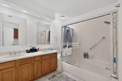 1909 Chasewood Circle #112, Arlington, TX 76011 - Photo 20