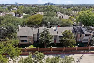 1909 Chasewood Cir, Arlington, TX 76011 - Photo 32