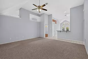 2702 Garden Springs Dr, Richardson, TX 75082 - Photo 10