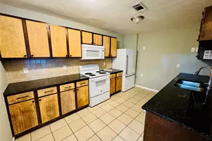 1712 Smokehouse Rd, Granbury, TX 76049 - Photo 6