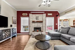 104 Topaz Cir, Hewitt, TX 76643 - Photo 6
