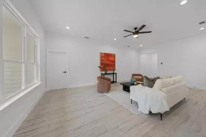 1429 E Ann Arbor Avenue, Dallas, TX 75216 - Photo 4