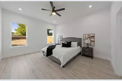 1429 E Ann Arbor Avenue, Dallas, TX 75216 - Photo 12