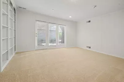 9632 Robin Meadow Drive, Dallas, TX 75243 - Photo 32