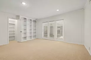 9632 Robin Meadow Dr, Dallas, TX 75243 - Photo 34