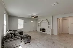 138 Erie St, Gun Barrel City, TX 75156 - Photo 6